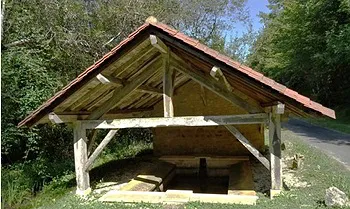 font chaude castels bezenac